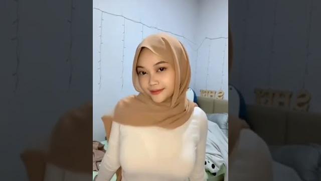Konten sheii si jilbab tobrut... trakteer melet pejuin basahin anu#like #live #jilbabhot Konten sheii si jilbab tobrut... trakteer melet pejuin basahin anu#like #live #jilbabhot