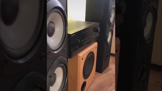 Сам в къщи Сам в къщи