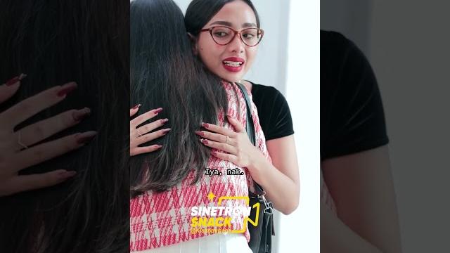 Wanita ini pergoki suami & ibunya selingkuh dirumah mereka! Wanita ini pergoki suami & ibunya selingkuh dirumah mereka!