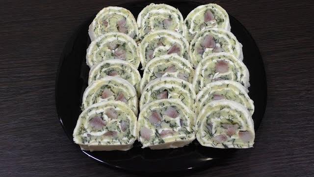Беру лаваш и начинку / простая и вкусная закуска из лаваша! рецепт удивил не только меня... Беру лаваш и начинку / простая и вкусная закуска из лаваша! рецепт удивил не только меня...