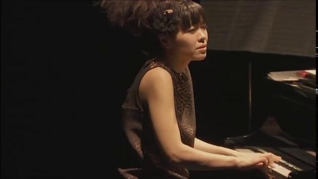 Firefly / hiromi uehara Firefly / hiromi uehara