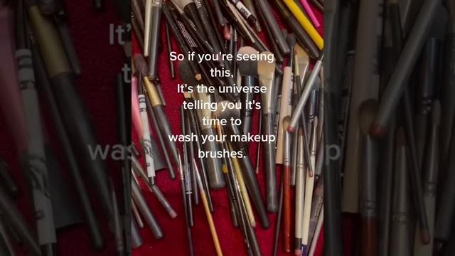 I used to hate cleaning my makeup brushes! I used to hate cleaning my makeup brushes!