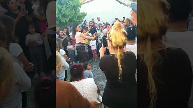 Solmaz çiros tarlabaşında Solmaz çiros tarlabaşında