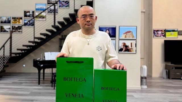 Bottega veneta orbit新出的蓝白配色(20250608第8444期) Bottega veneta orbit新出的蓝白配色(20250608第8444期)