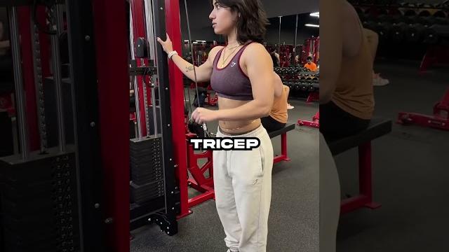 Sara saffari isn't that muscular ️ Sara saffari isn't that muscular ️