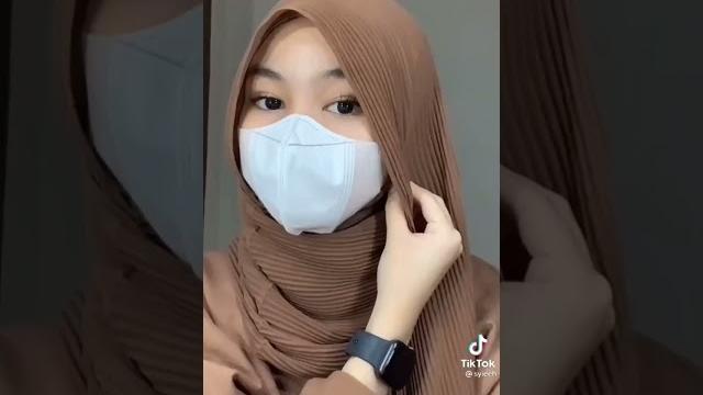 Tutorial pashmina plisket #shorts #tutorialhijab Tutorial pashmina plisket #shorts #tutorialhijab