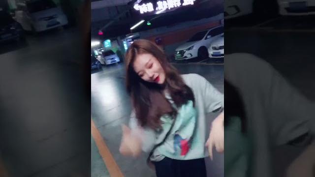 抖音千万级粉丝网红“温婉”被封杀之前的视频片段 抖音千万级粉丝网红“温婉”被封杀之前的视频片段