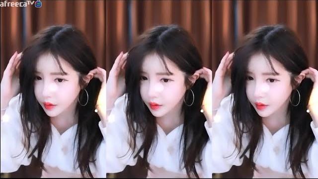 阿贤 萌妹萝莉性感小短裤 风骚热舞 鲍鱼轮廓清晰 【快手抖音 tiktok】 阿贤 萌妹萝莉性感小短裤 风骚热舞 鲍鱼轮廓清晰 【快手抖音 tiktok】