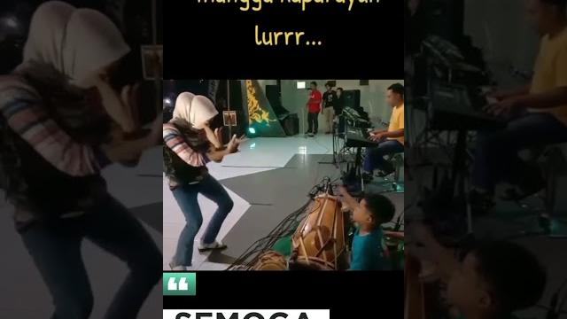 Tukang kendang kecil yang berbakat #shorts #fypシ゚viral Tukang kendang kecil yang berbakat #shorts #fypシ゚viral