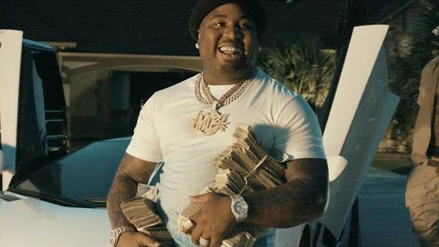 Mo3 & og bobby billions - outside (better days) (official video) Mo3 & og bobby billions - outside (better days) (official video)
