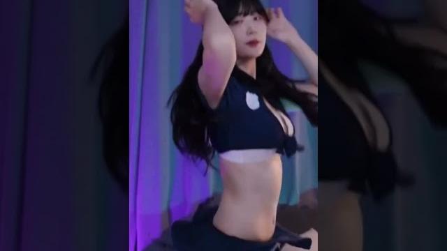 Twitch 韓國妹子고라니율 (golaniyuleo) Twitch 韓國妹子고라니율 (golaniyuleo)