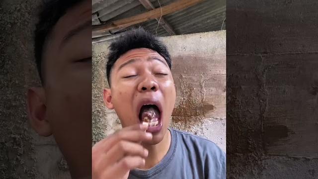 Adek gengsi tau. || #shorts #comedy #funny Adek gengsi tau. || #shorts #comedy #funny
