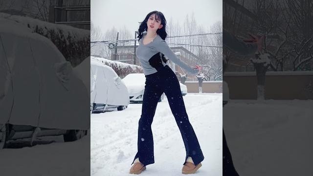 冰天雪地 day by day 冰天雪地 day by day