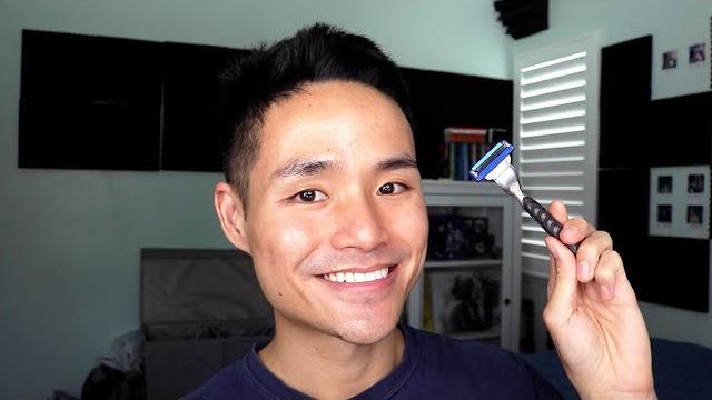 How to shave your butt with a facial razor! How to shave your butt with a facial razor!