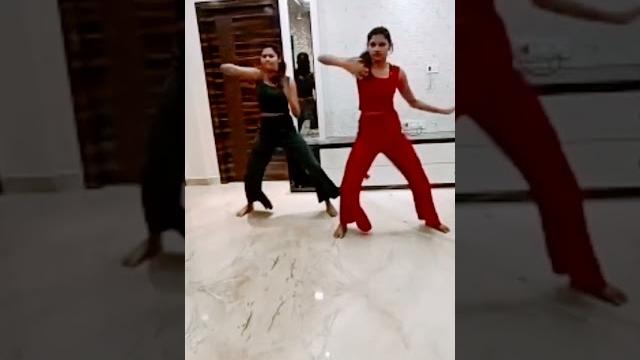Maria - hwasa | choreography by arti & puja. #mariahwasa #maria #hwasa #choreography #hwasamamamoo Maria - hwasa | choreography by arti & puja. #mariahwasa #maria #hwasa #choreography #hwasamamamoo