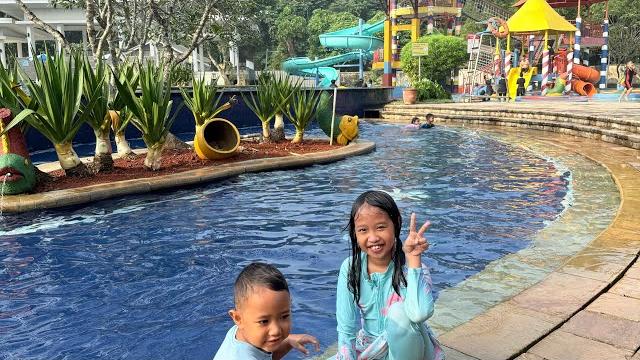 Berenang di citra gran cibubur Berenang di citra gran cibubur