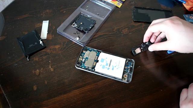 Простая замена аккумулятора на xiaomi mi5 nohon Простая замена аккумулятора на xiaomi mi5 nohon
