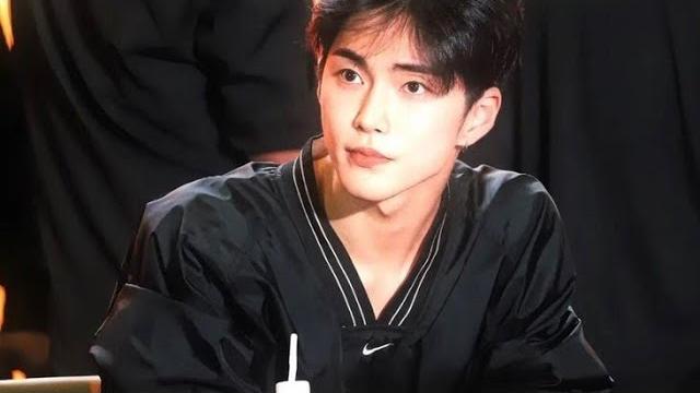 Seungha's solo debut . Seungha's solo debut .