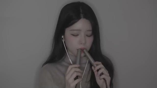 Asmr【yeonchu】纯享,使用双吸管模拟咀嚼声音,吹气声音,放松向,视听向 Asmr【yeonchu】纯享,使用双吸管模拟咀嚼声音,吹气声音,放松向,视听向