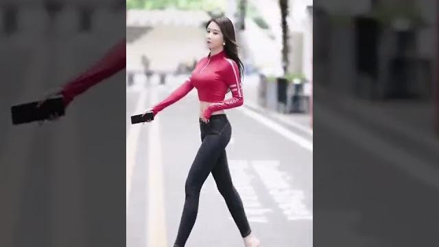 街拍美女#該有的都有 街拍美女#該有的都有