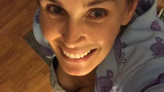 #livestream: sunday night hello #livestream: sunday night hello