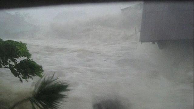 Amazing amateur footage of typhoon haiyan - bbc news Amazing amateur footage of typhoon haiyan - bbc news