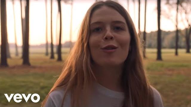 Maggie rogers - alaska (official video) Maggie rogers - alaska (official video)