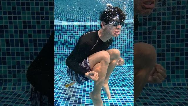How to poop in the pool 2 !!! How to poop in the pool 2 !!!