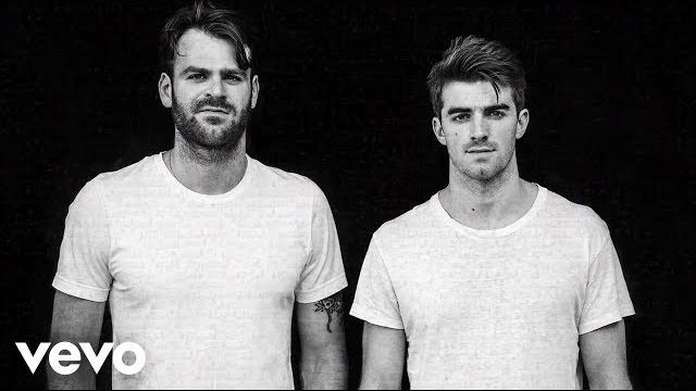 The chainsmokers - young (lyric) The chainsmokers - young (lyric)