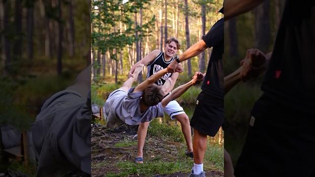 Приколы над братом #shorts Приколы над братом #shorts