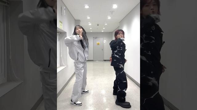 어른키vs아이키 (아이키x바다) #smokechallenge #스모크챌린지 #스우파2 어른키vs아이키 (아이키x바다) #smokechallenge #스모크챌린지 #스우파2
