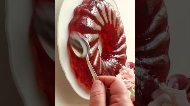 Желе из клубники. https://www.youtube.com/@gotovim_vkusnotu кулинария#рецепты#желе#желеизклубники Желе из клубники. https://www.youtube.com/@gotovim_vkusnotu кулинария#рецепты#желе#желеизклубники
