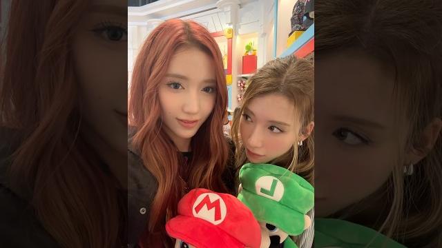 Twin energy but make it super #a2o #a2o_may #a2o_kat #kat #a2o_miche #miche#universalstudio Twin energy but make it super #a2o #a2o_may #a2o_kat #kat #a2o_miche #miche#universalstudio