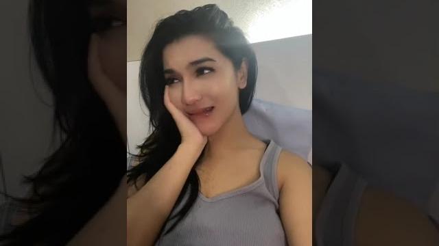 Berliana lovel,nita gunawan,siva aprilia,aril tatum, dj joice, maria vania, bikin otak travelling Berliana lovel,nita gunawan,siva aprilia,aril tatum, dj joice, maria vania, bikin otak travelling
