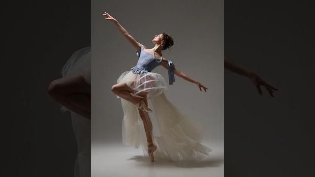 Model poses for photoshoot ballet. model viktoria Model poses for photoshoot ballet. model viktoria