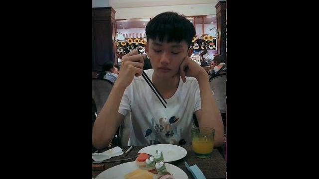 【tik tok】【抖音】抖音那些好看的小哥哥們 美人魚ai老媽.flv 【tik tok】【抖音】抖音那些好看的小哥哥們 美人魚ai老媽.flv
