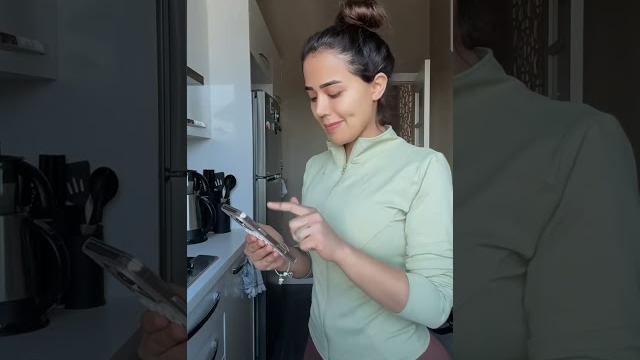 Melek azad Melek azad