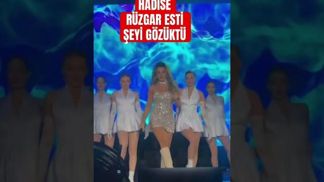 Hadise rüzgar esti şeyi gözüktü #shortsvideo #shortvideo #short #shorts #shortsyoutube #magazin Hadise rüzgar esti şeyi gözüktü #shortsvideo #shortvideo #short #shorts #shortsyoutube #magazin