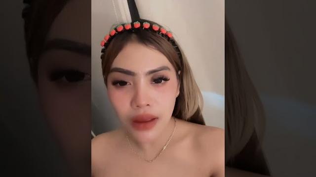 Tante girang hot colmek. Tante girang hot colmek.