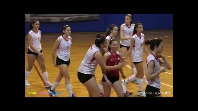 Turkish intimate kiss of volleyball girl Turkish intimate kiss of volleyball girl