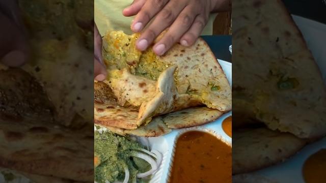 Stuff naan parantha@100/- #trending #delhi_tious #streetfood #dillistreetfood #food #love #song Stuff naan parantha@100/- #trending #delhi_tious #streetfood #dillistreetfood #food #love #song