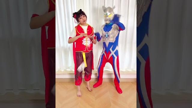 赛罗和哪吒谁怕挠脚心#奥特曼 #哪吒 #挠痒痒 #赛罗奥特曼 #奥特曼儿童动画片 赛罗和哪吒谁怕挠脚心#奥特曼 #哪吒 #挠痒痒 #赛罗奥特曼 #奥特曼儿童动画片