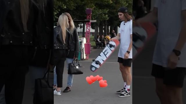 Скейт трюки для подката к девушке‼️ #скейт #скейтборд #а4 #тикток #tiktok #приколы #2023 #shorts Скейт трюки для подката к девушке‼️ #скейт #скейтборд #а4 #тикток #tiktok #приколы #2023 #shorts