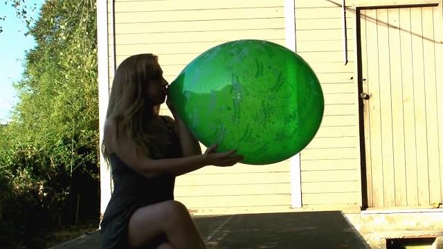 Very beautifull girls s2p b2p balloon $exy Very beautifull girls s2p b2p balloon $exy
