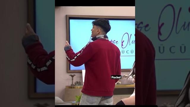 Elif'in zeyd'e bakişlari | kısmetse olur aşkın gücü #shorts #kısmetseolur #elif #zeyd #tuğçe Elif'in zeyd'e bakişlari | kısmetse olur aşkın gücü #shorts #kısmetseolur #elif #zeyd #tuğçe