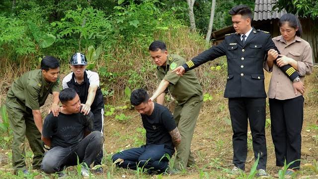 The kind policeman henry is determined to protect tu ky to the end, what is his real purpose? The kind policeman henry is determined to protect tu ky to the end, what is his real purpose?