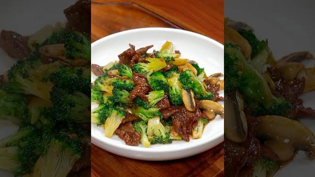以后牛肉买回家,妈妈们一定要试试这个营养丰富。孩子超爱吃的西兰花黑椒牛肉片#黑椒牛肉片 #西兰花炒牛肉 #nicefood #简单美味 #cooking #简单美食 #创意美食 #美食教程 以后牛肉买回家,妈妈们一定要试试这个营养丰富。孩子超爱吃的西兰花黑椒牛肉片#黑椒牛肉片 #西兰花炒牛肉 #nicefood #简单美味 #cooking #简单美食 #创意美食 #美食教程