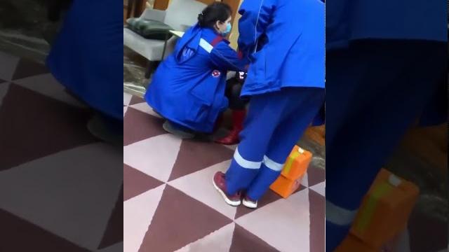 К мелстрою приехала полиция К мелстрою приехала полиция