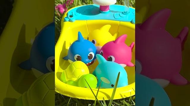 Toy baby shark family in the shower doo doo doo! #shorts Toy baby shark family in the shower doo doo doo! #shorts