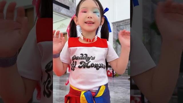 小女孩帮助坏人?#short #cute #funny 小女孩帮助坏人?#short #cute #funny